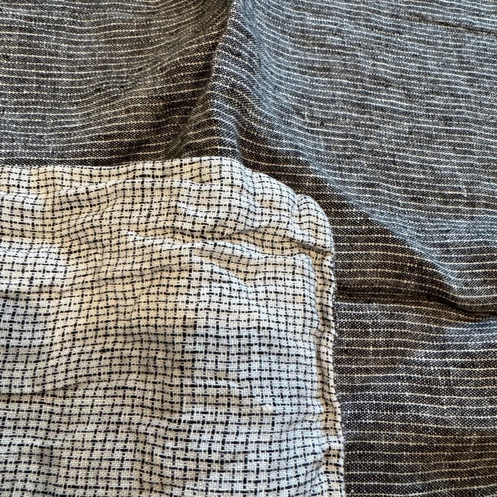 Crate Barrel Air Hemp Grid Ink Stripe Standard Shams EUC